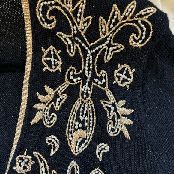 Vintage Jaclyn Smith Black Embellished Cardigan, Size Small - Picture 4 of 13